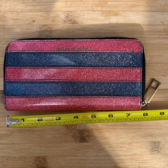 Marc Jacobs – Glitter Striped Zip-Around Wallet / Clutch - Picture 15 of 16